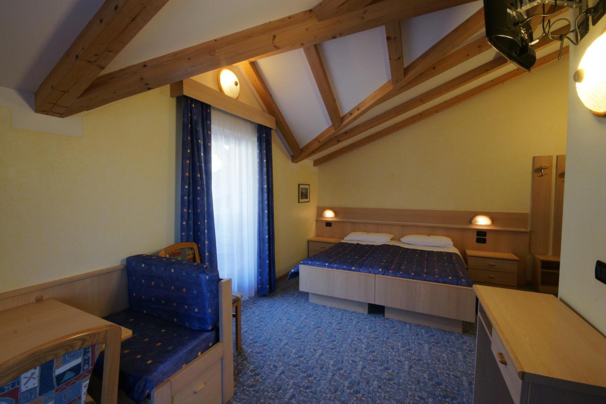 Berg Hotel Latemar Spitze Vigo di Fassa Eksteriør bilde