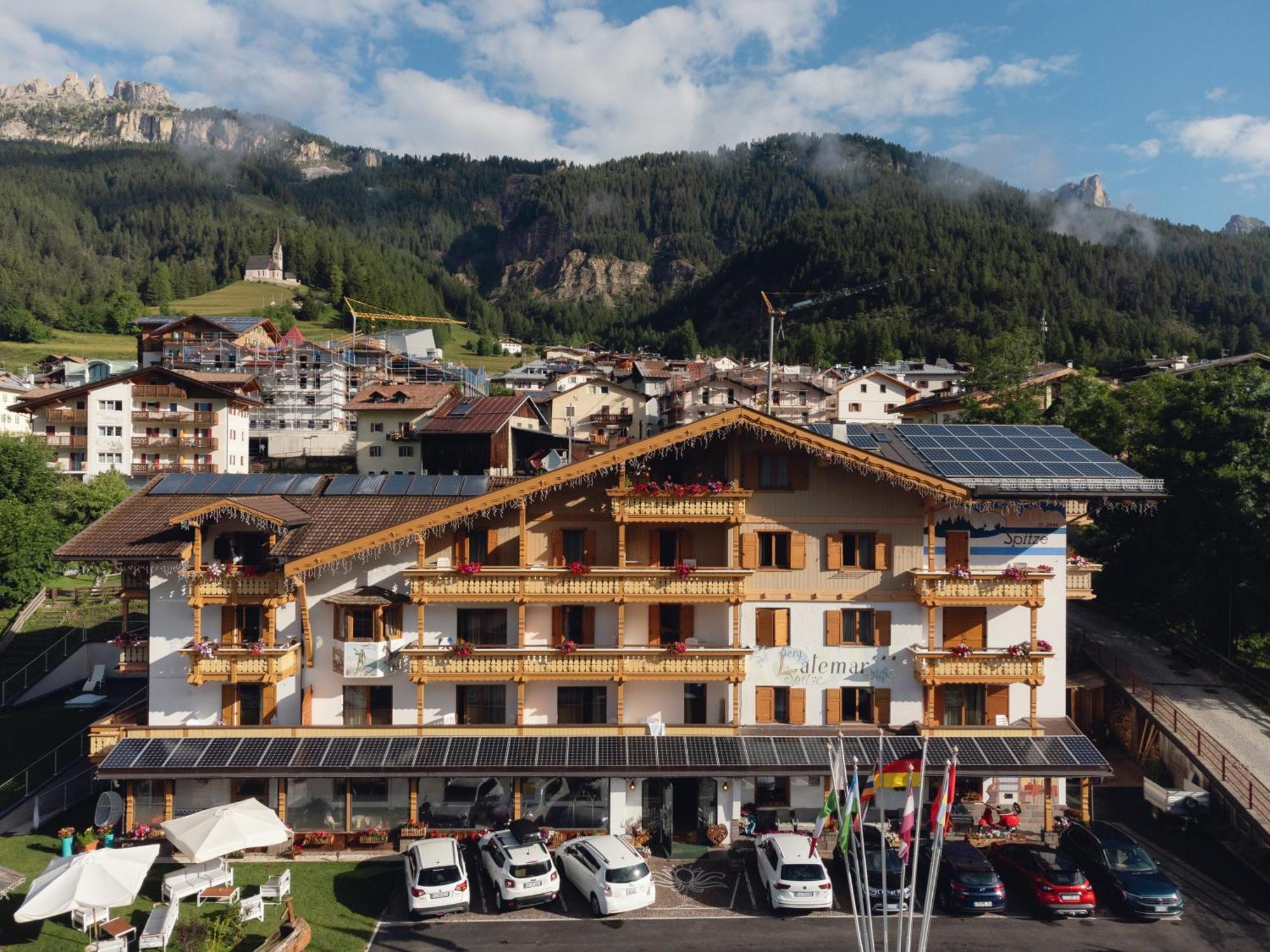 Berg Hotel Latemar Spitze Vigo di Fassa Eksteriør bilde