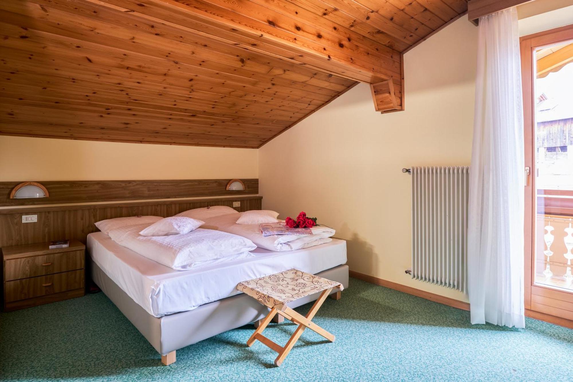 Berg Hotel Latemar Spitze Vigo di Fassa Eksteriør bilde
