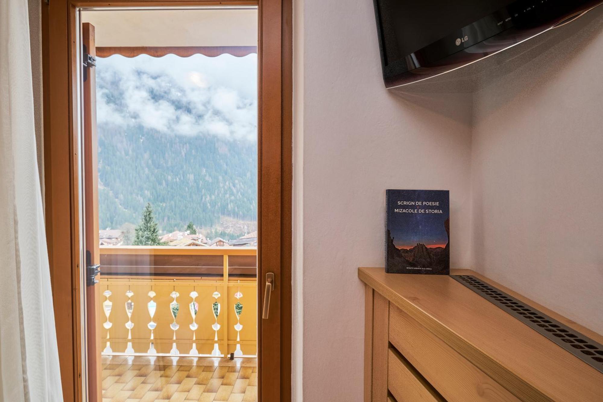 Berg Hotel Latemar Spitze Vigo di Fassa Eksteriør bilde